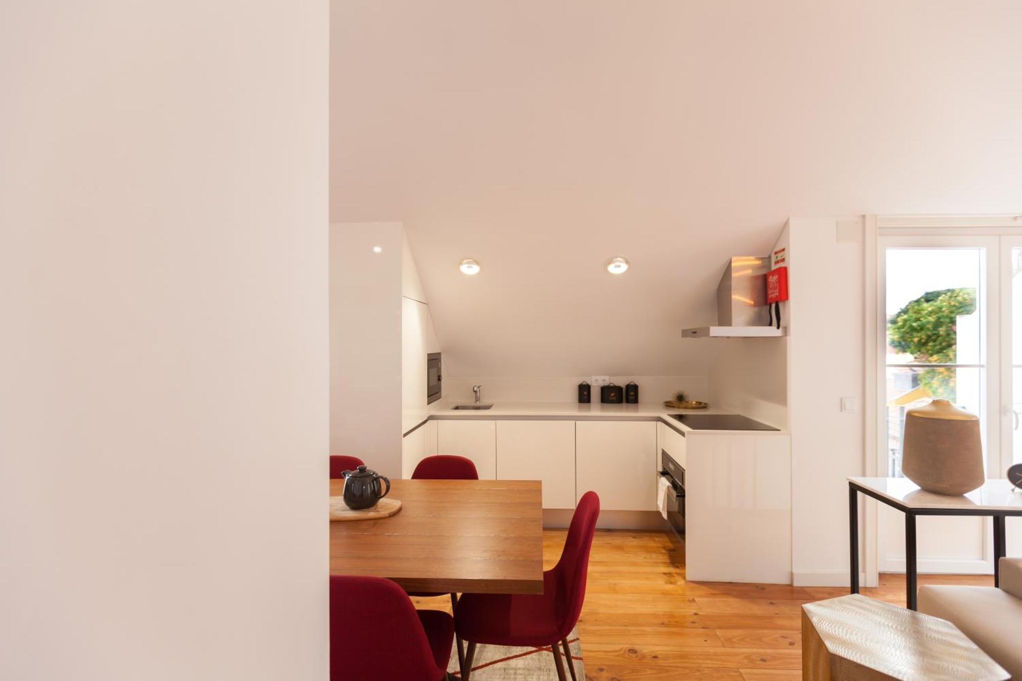 Apartament Flh Portas Do Sol Duplex With Terrace Lizbona Zewnętrze zdjęcie