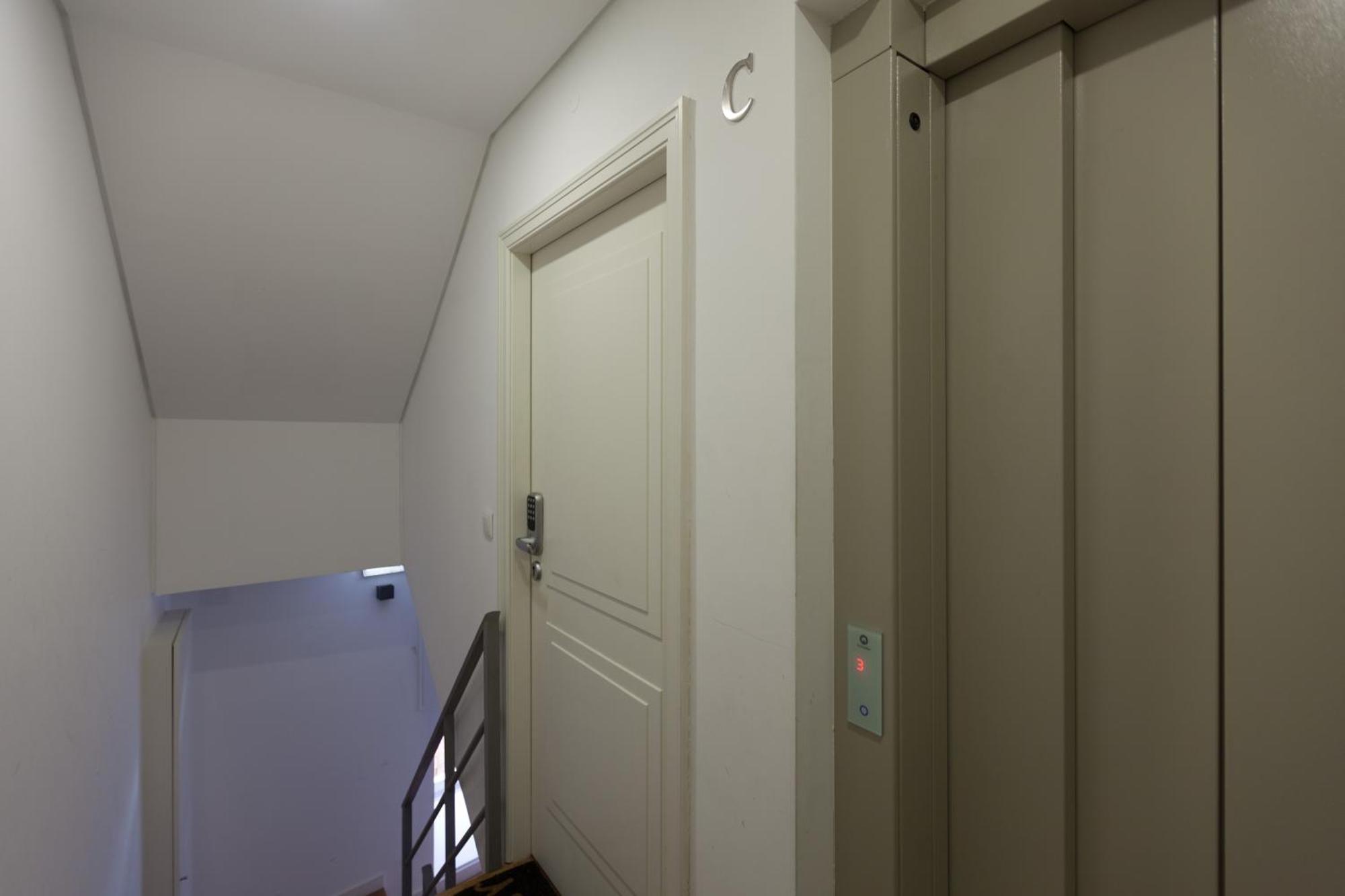Apartament Flh Portas Do Sol Duplex With Terrace Lizbona Zewnętrze zdjęcie